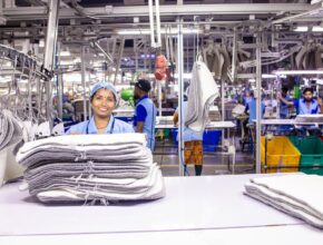 Factory Jobs in Italy: Full-Time Employment Benefits Guide 2026